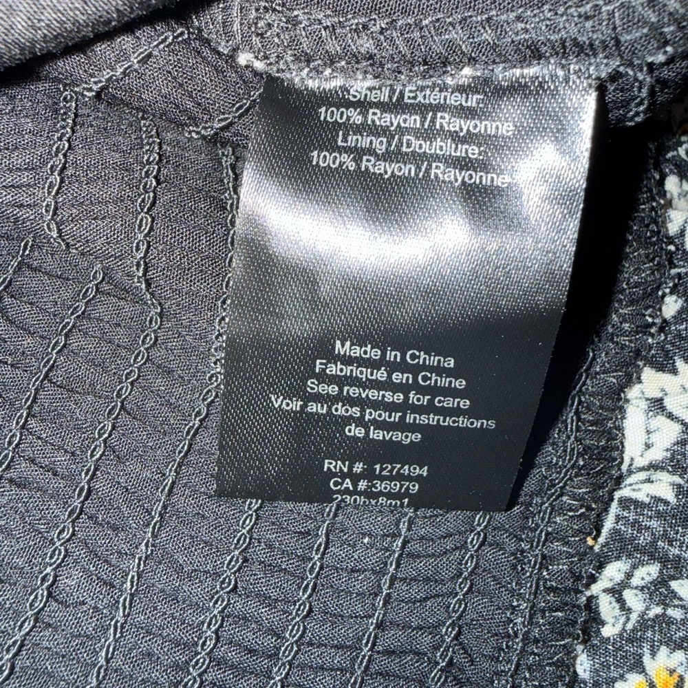 NWT Heartloom Svea Floral Cutout Top - Picture 10 of 10